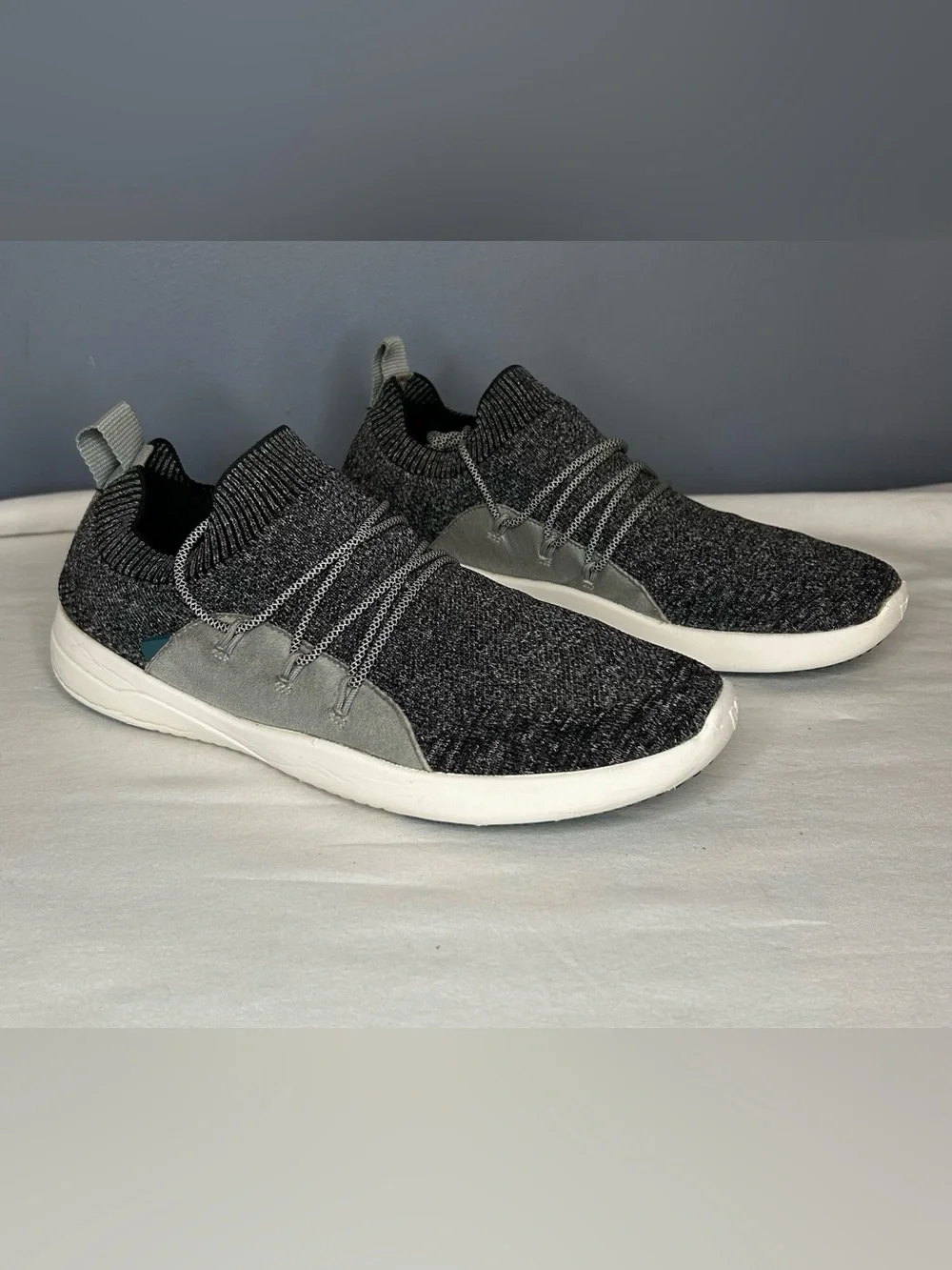 Vessi Cityscape Classic Women's 10 Gray‎ White Waterproof Sporty Comfort Shoes